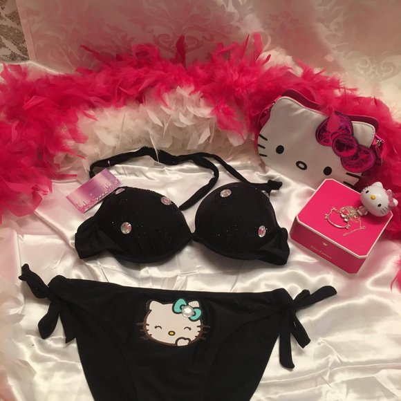 GORGEOUS peek a boo custom hello kitty bikini and matching pendent set! - Picture 10 of 17